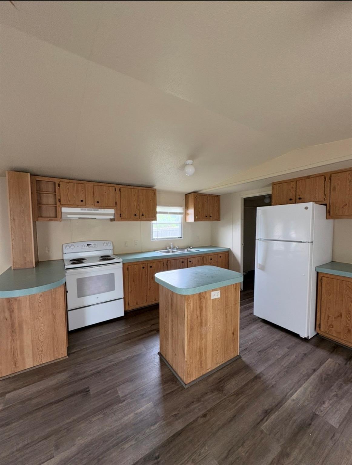 31812 Waller Tomball Road Unit: 6