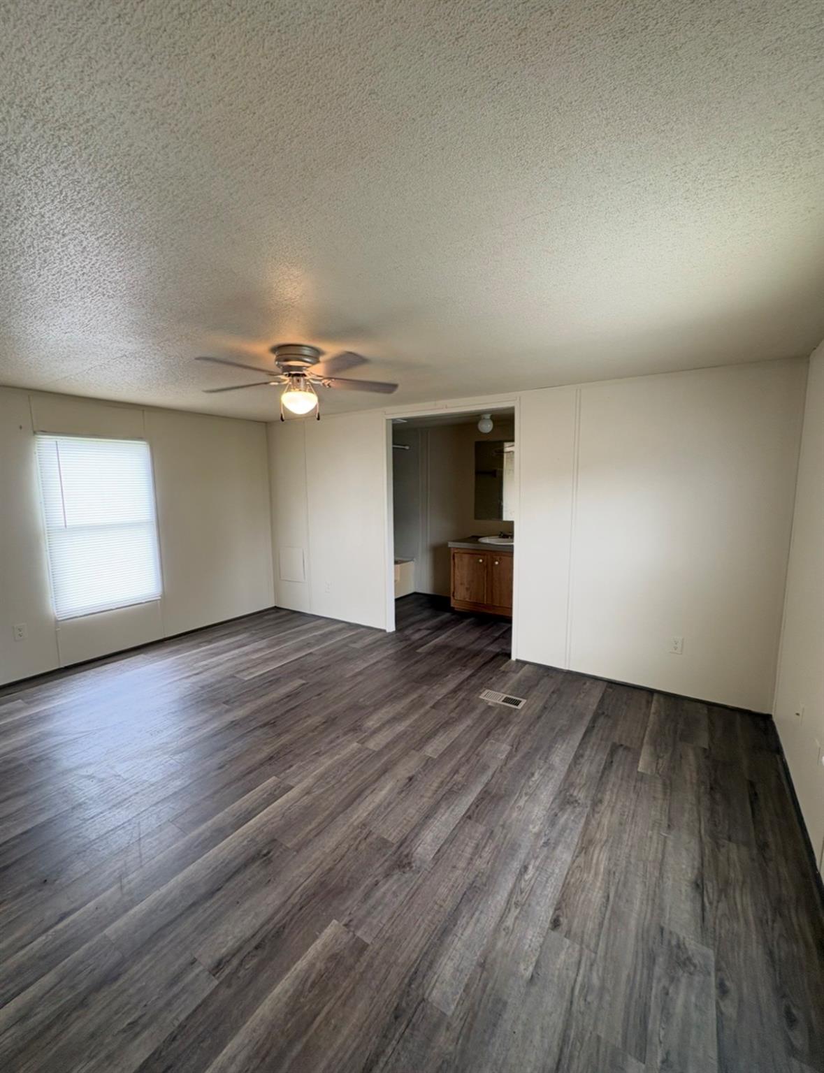 31812 Waller Tomball Road Unit: 6