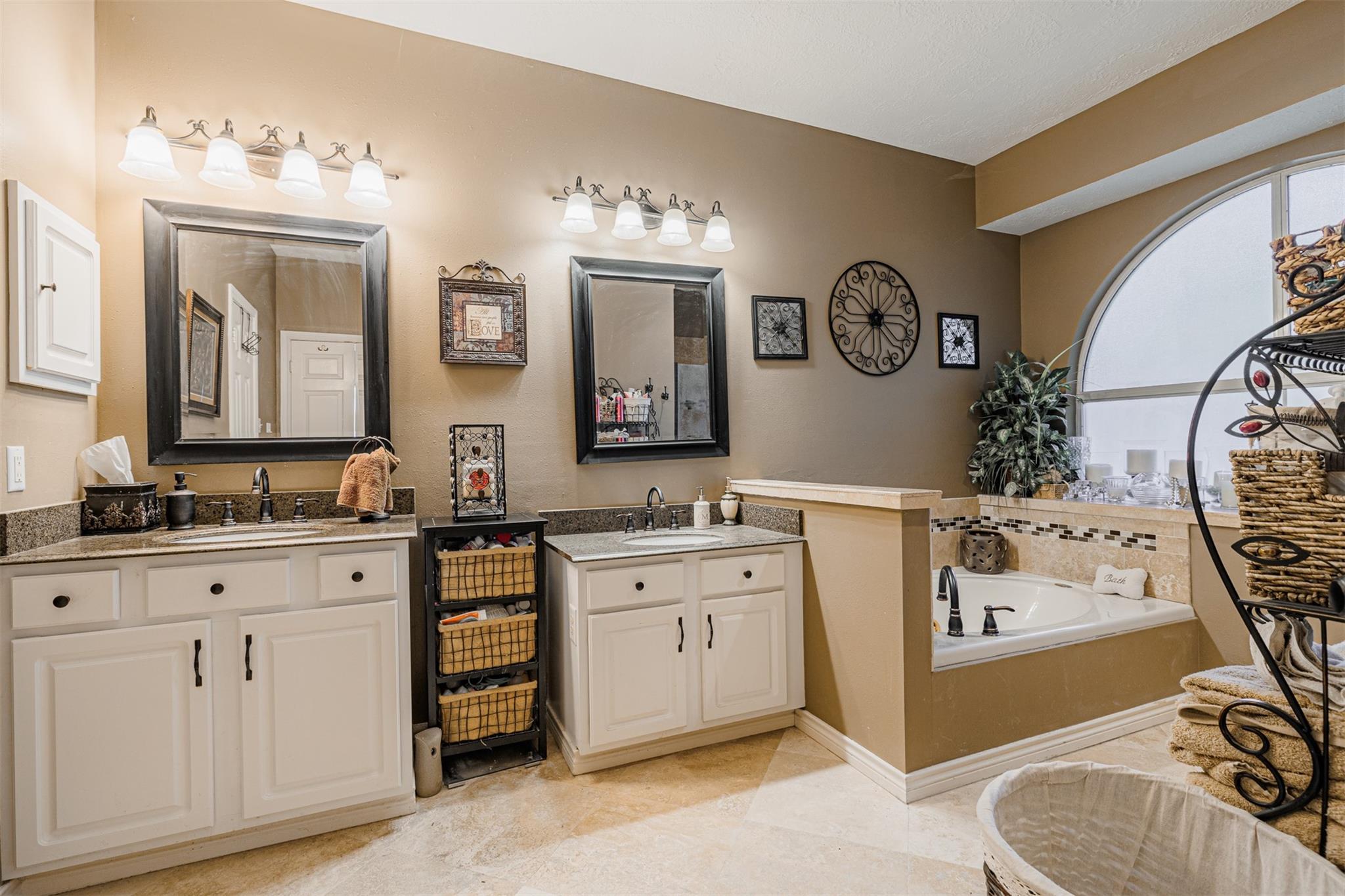 1400 Bob White Trail
