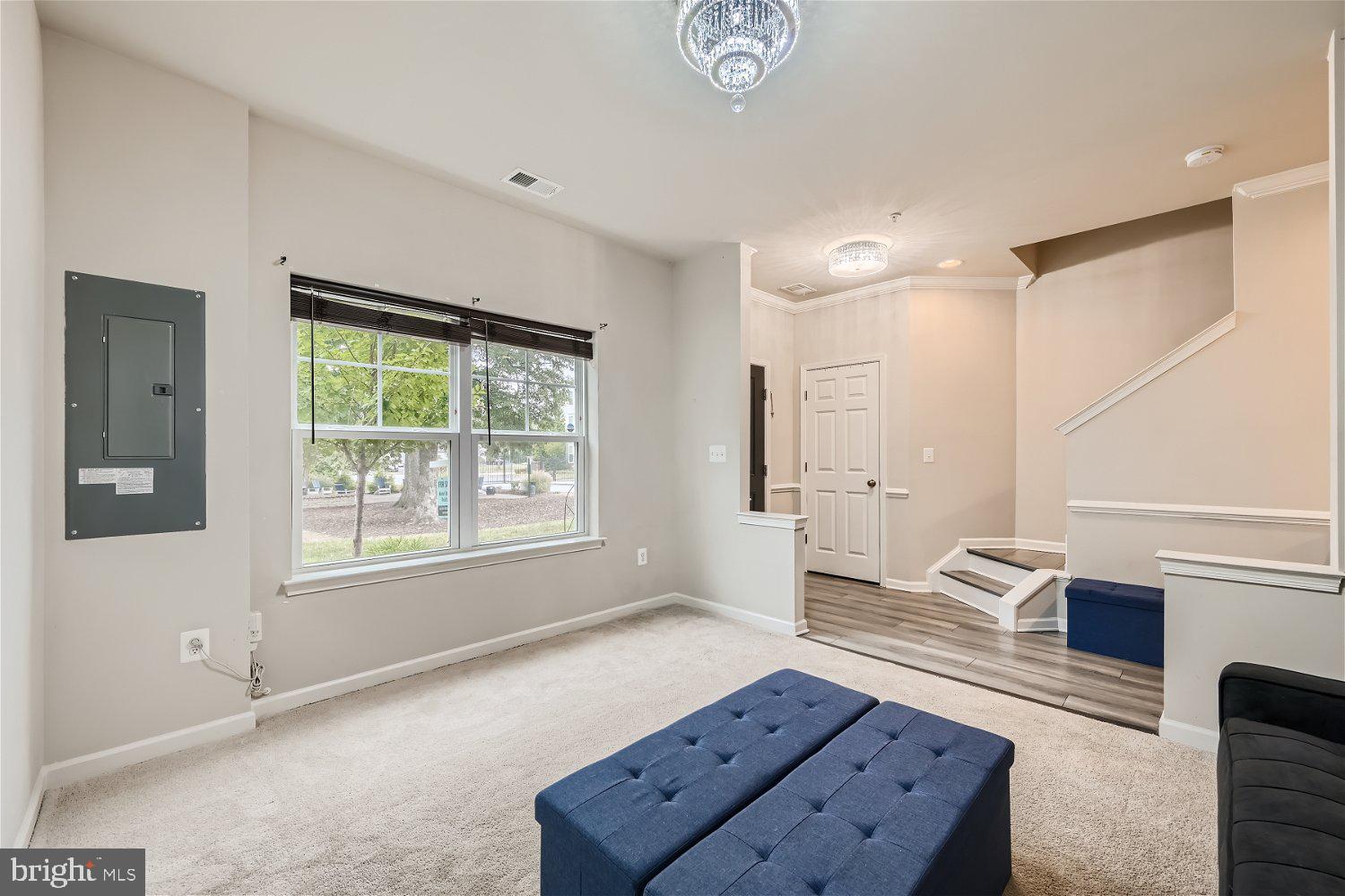 7807 FIVE OAKS COURT