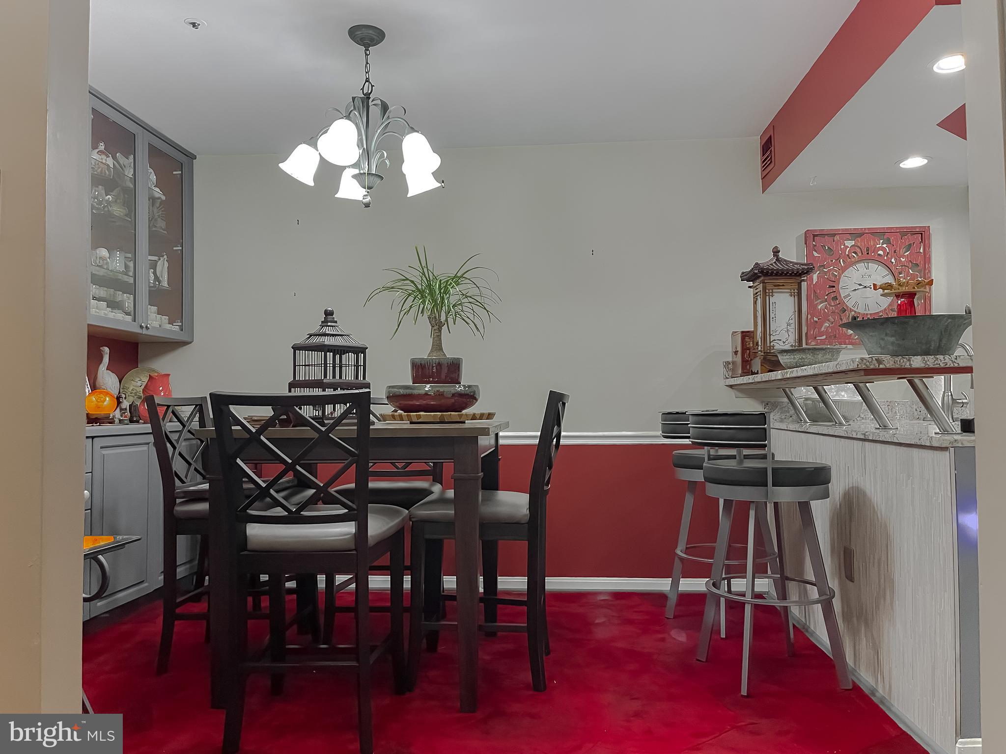 2700 Summerview Way #303