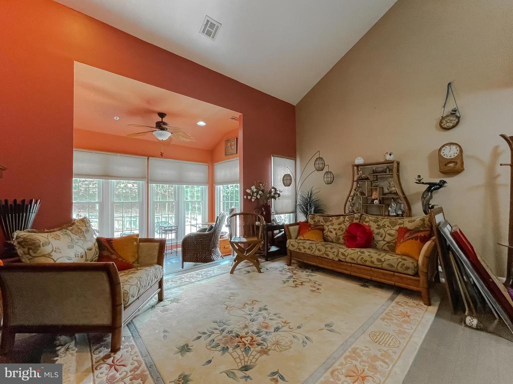 2700 Summerview Way #303