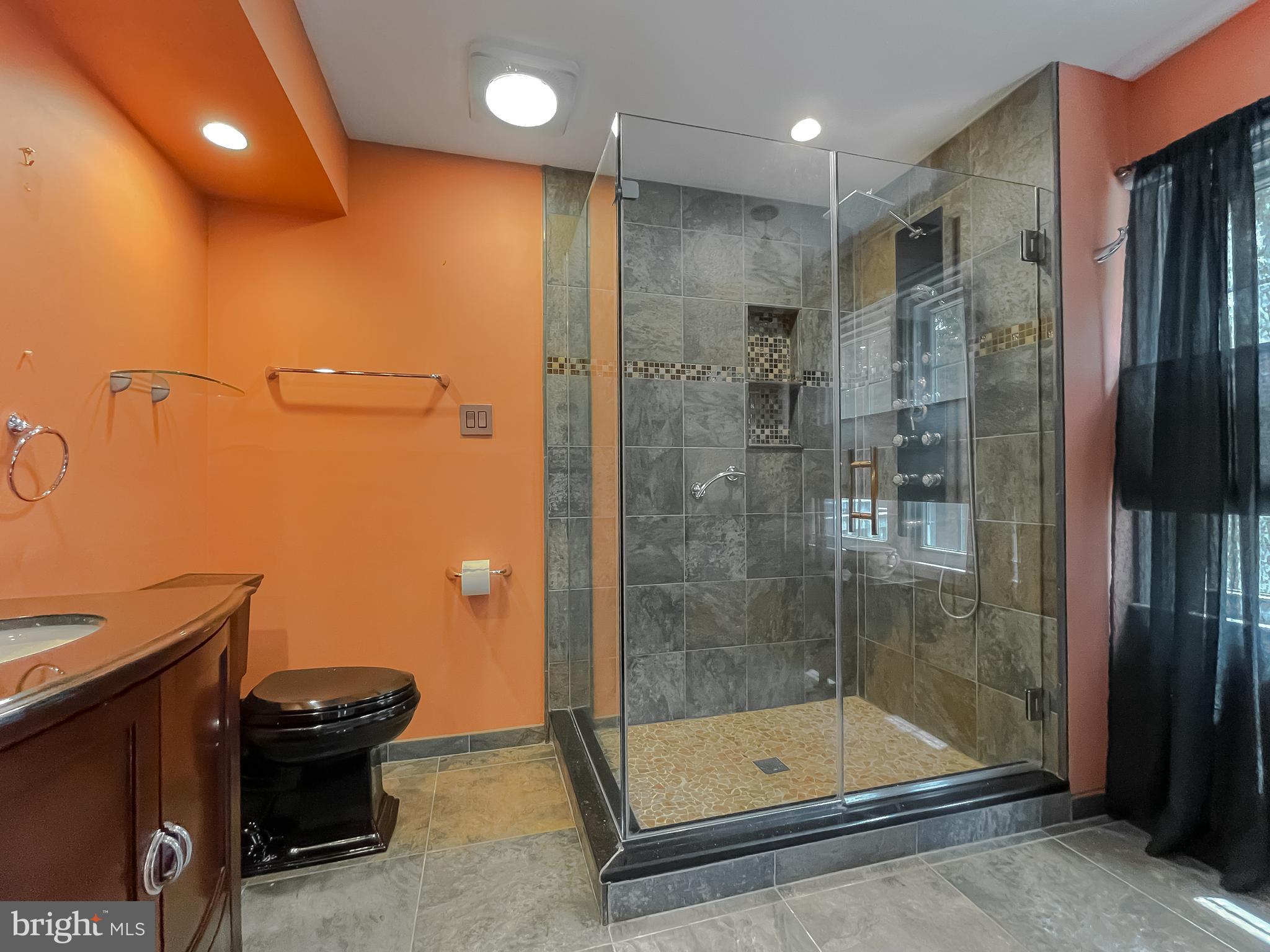 2700 Summerview Way #303