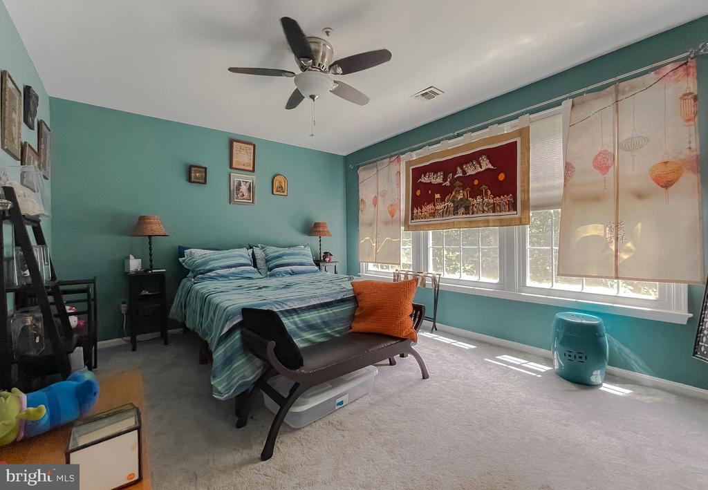 2700 Summerview Way #303