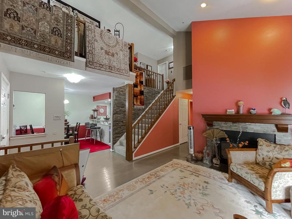 2700 Summerview Way #303