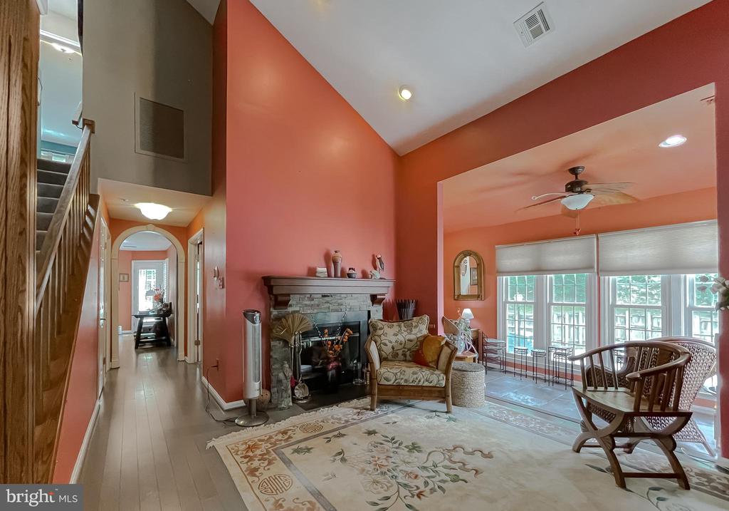 2700 Summerview Way #303