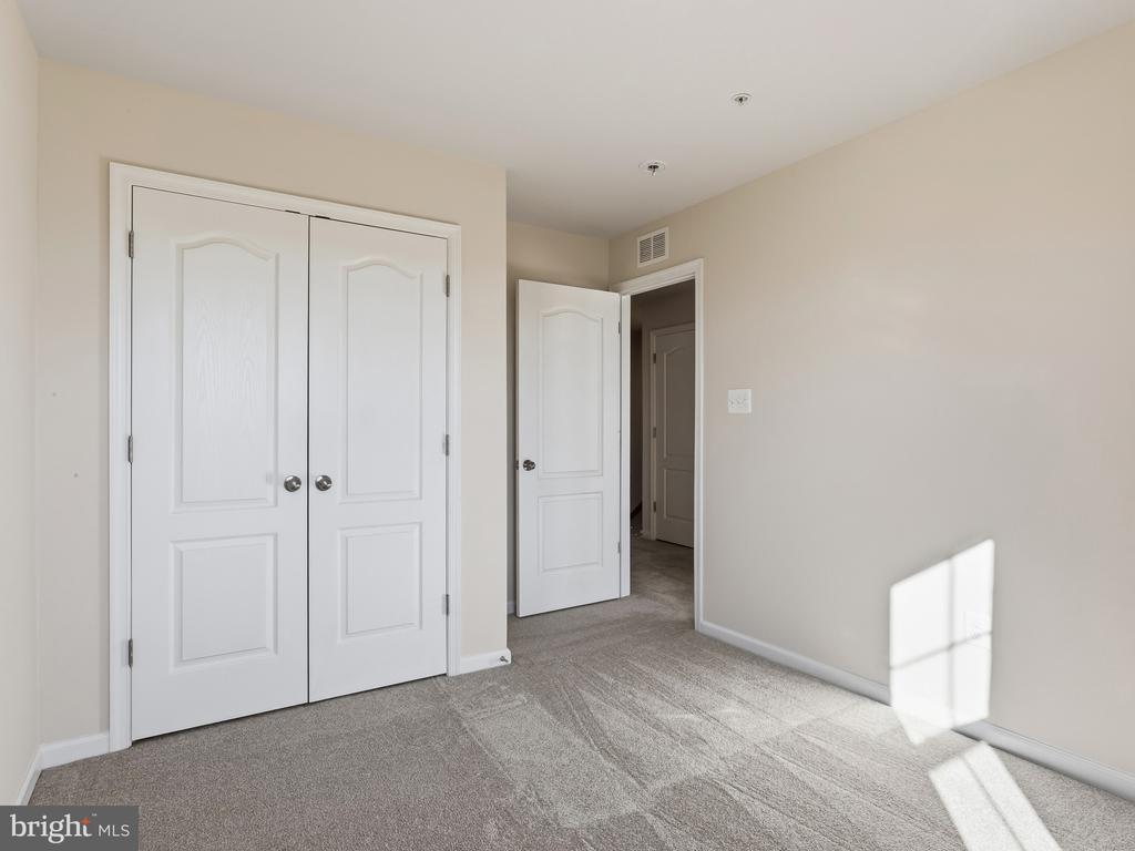 7711 GASTON PLACE