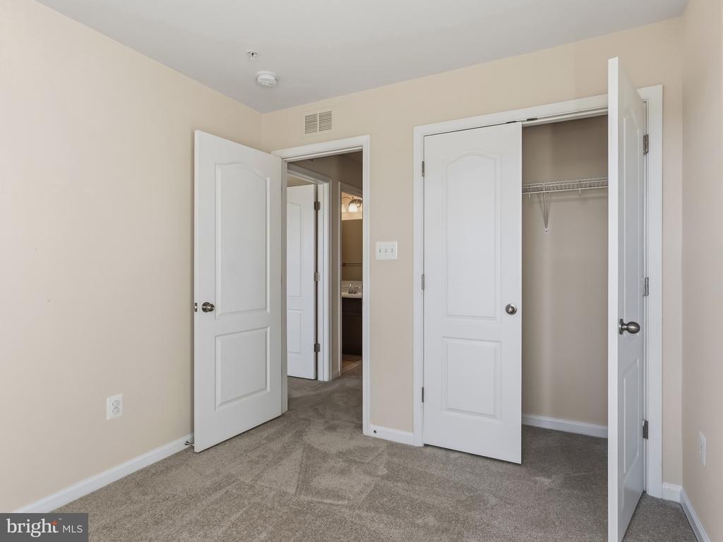 7711 GASTON PLACE