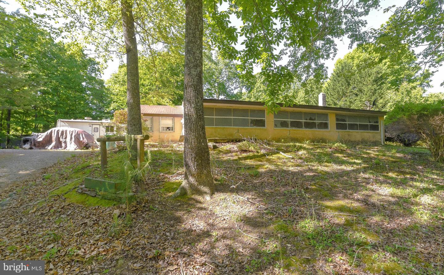 11465 HORSESHOE TRAIL
