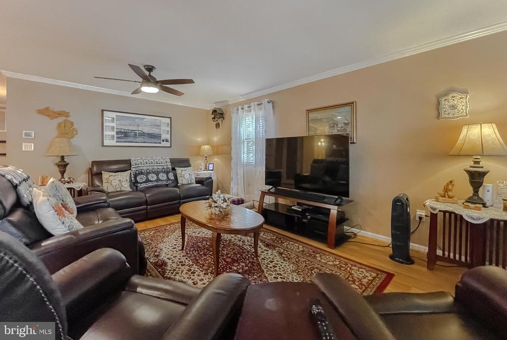 528 Chisholm Trl