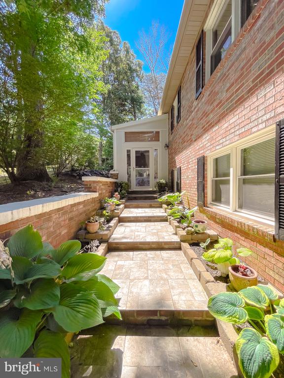 528 Chisholm Trl