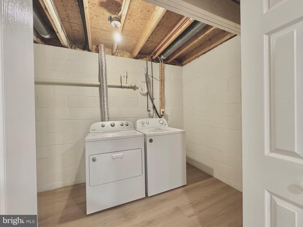 640 SANTA FE TRAIL