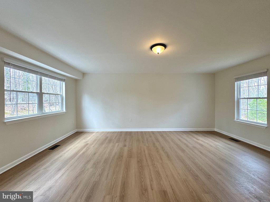 640 SANTA FE TRAIL