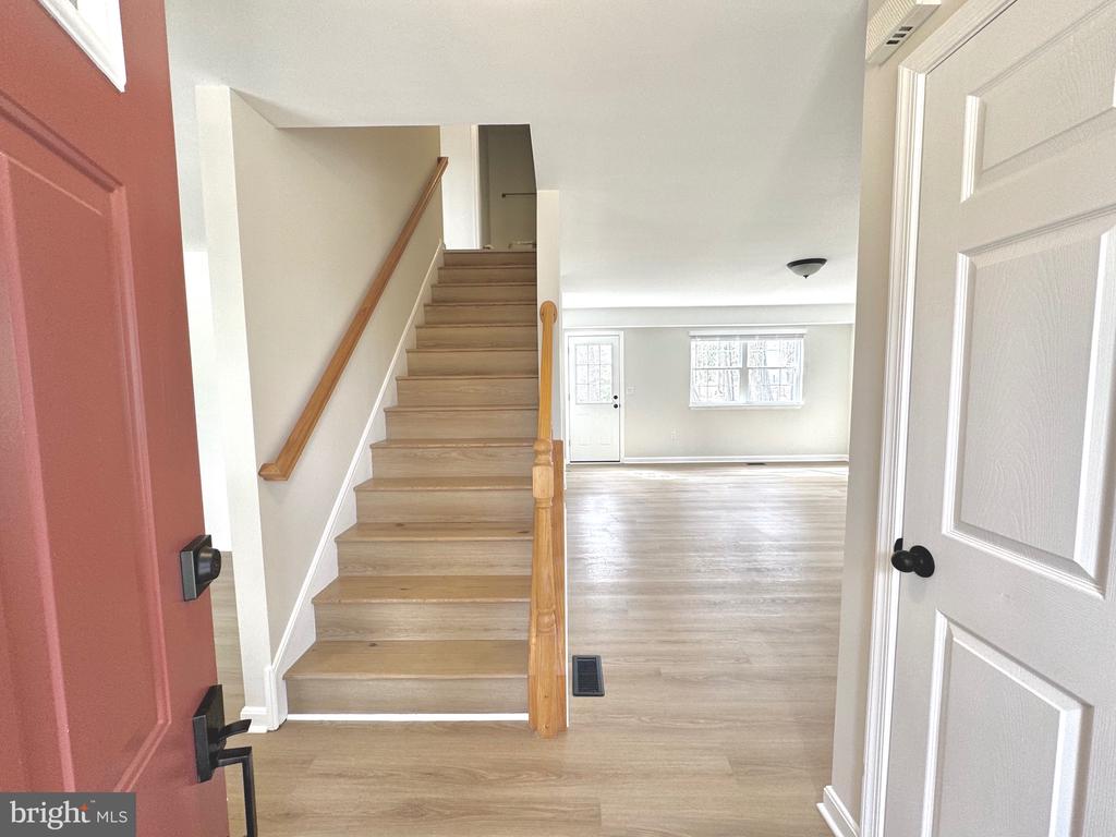 640 SANTA FE TRAIL