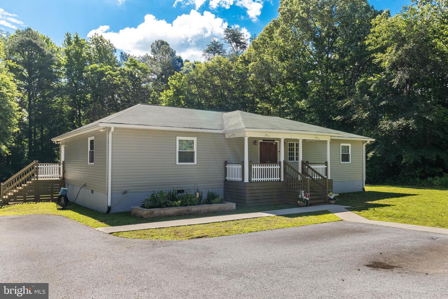100 Mason Rd