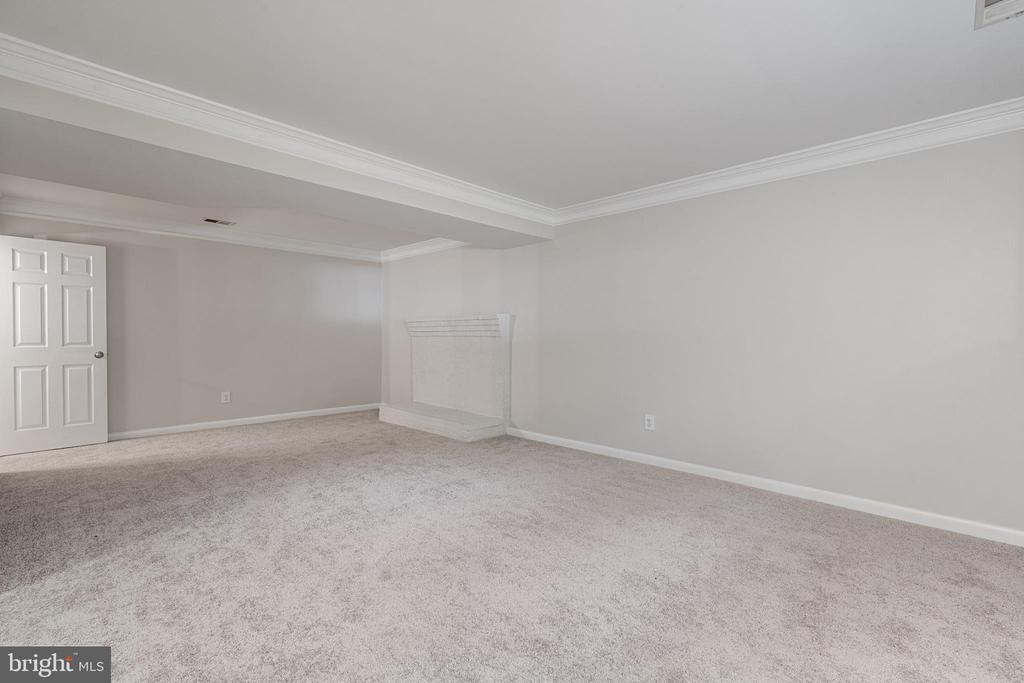 1381 CALVERT BEACH ROAD