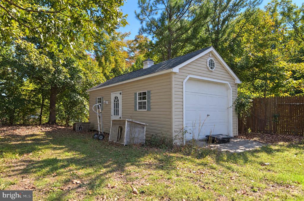 6570 HORSESHOE DRIVE
