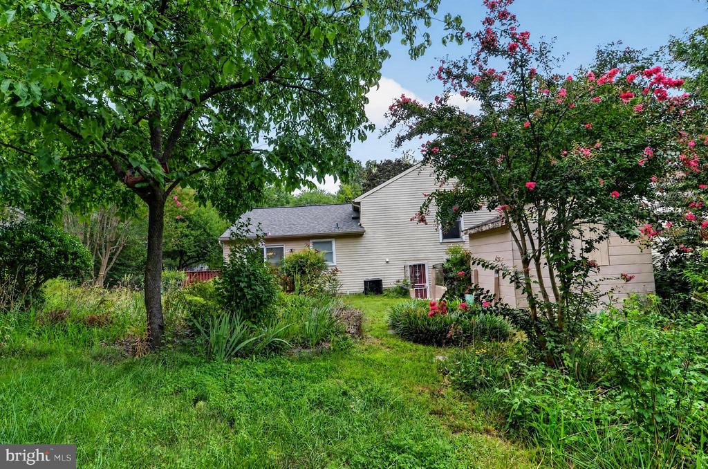 6408 TIFFANY COURT
