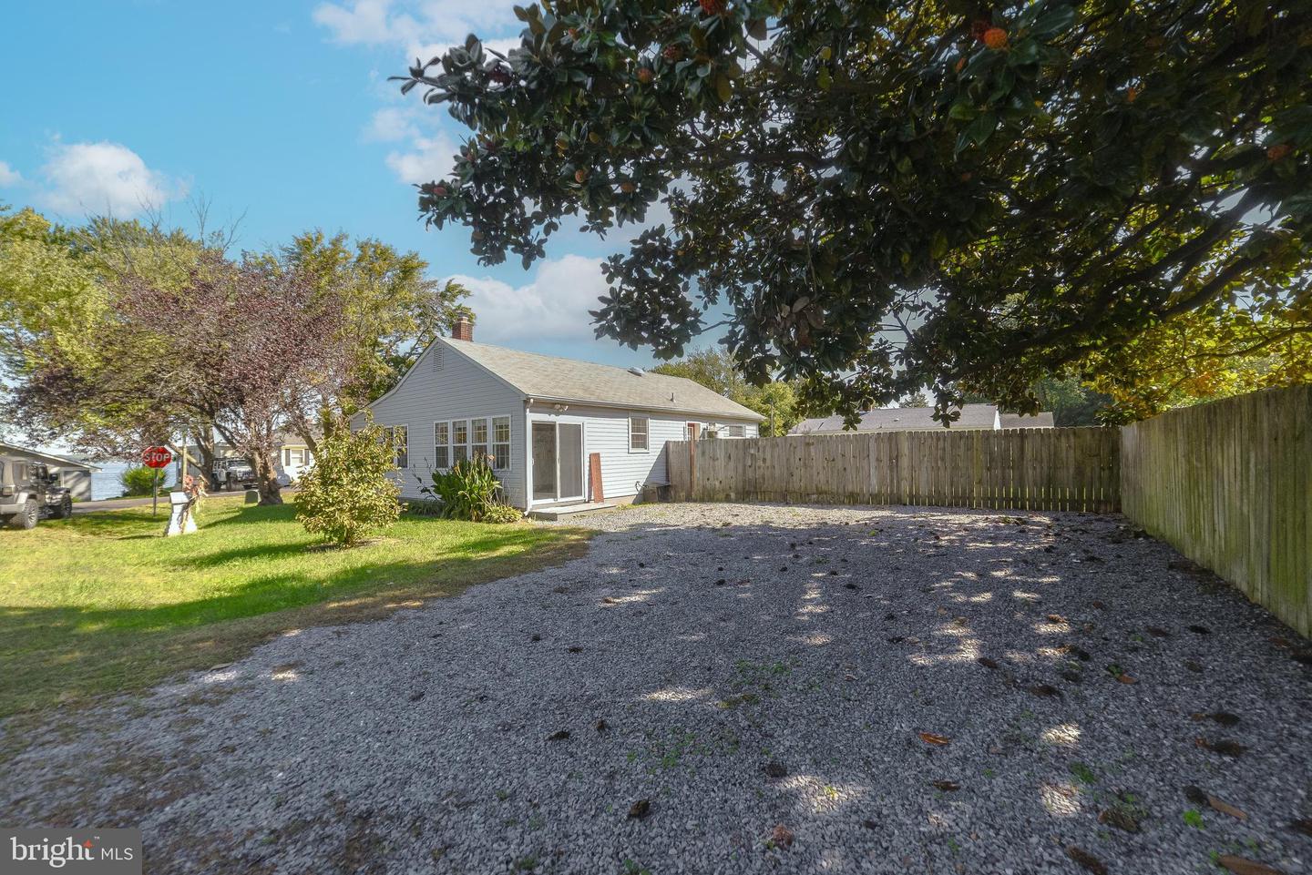 43183 Riverside DRIVE