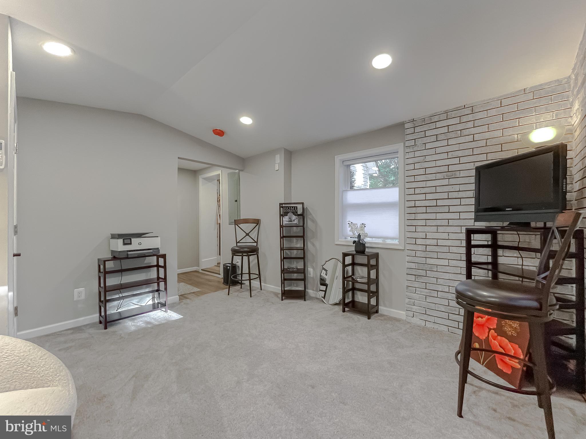 45351 Drayden Rd