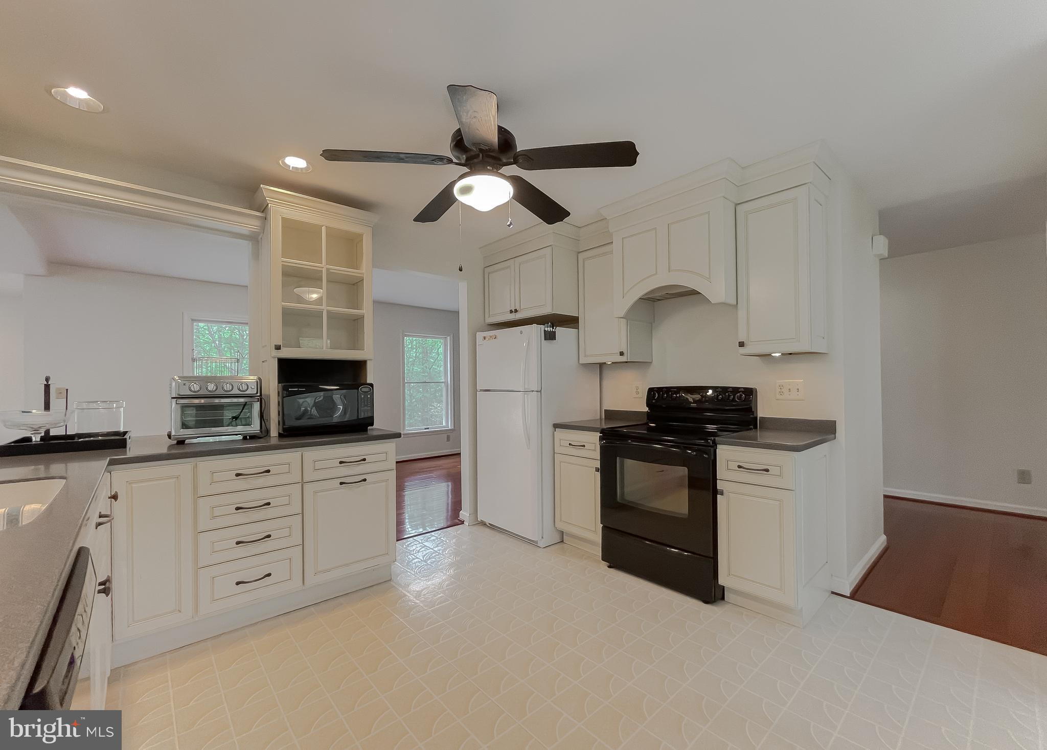 22990 Kimberly Ct