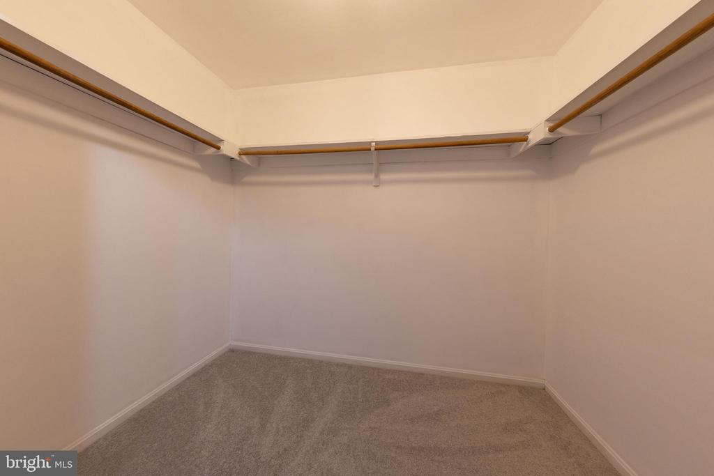 45230 FLINTLOCK COURT