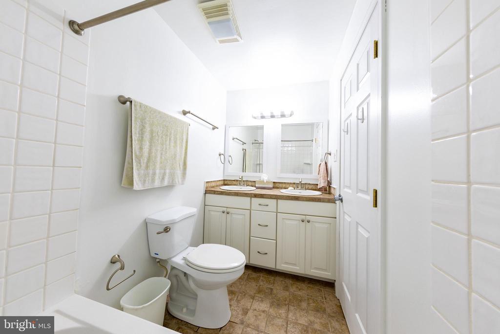 45230 FLINTLOCK COURT
