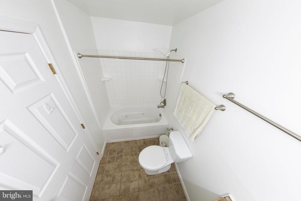 45230 FLINTLOCK COURT