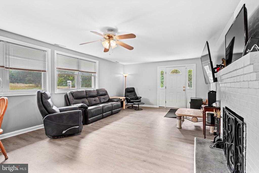 22681 FAIRVIEW DRIVE