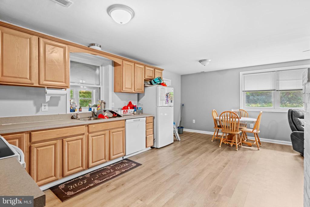 22681 FAIRVIEW DRIVE