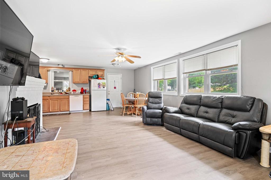 22681 FAIRVIEW DRIVE
