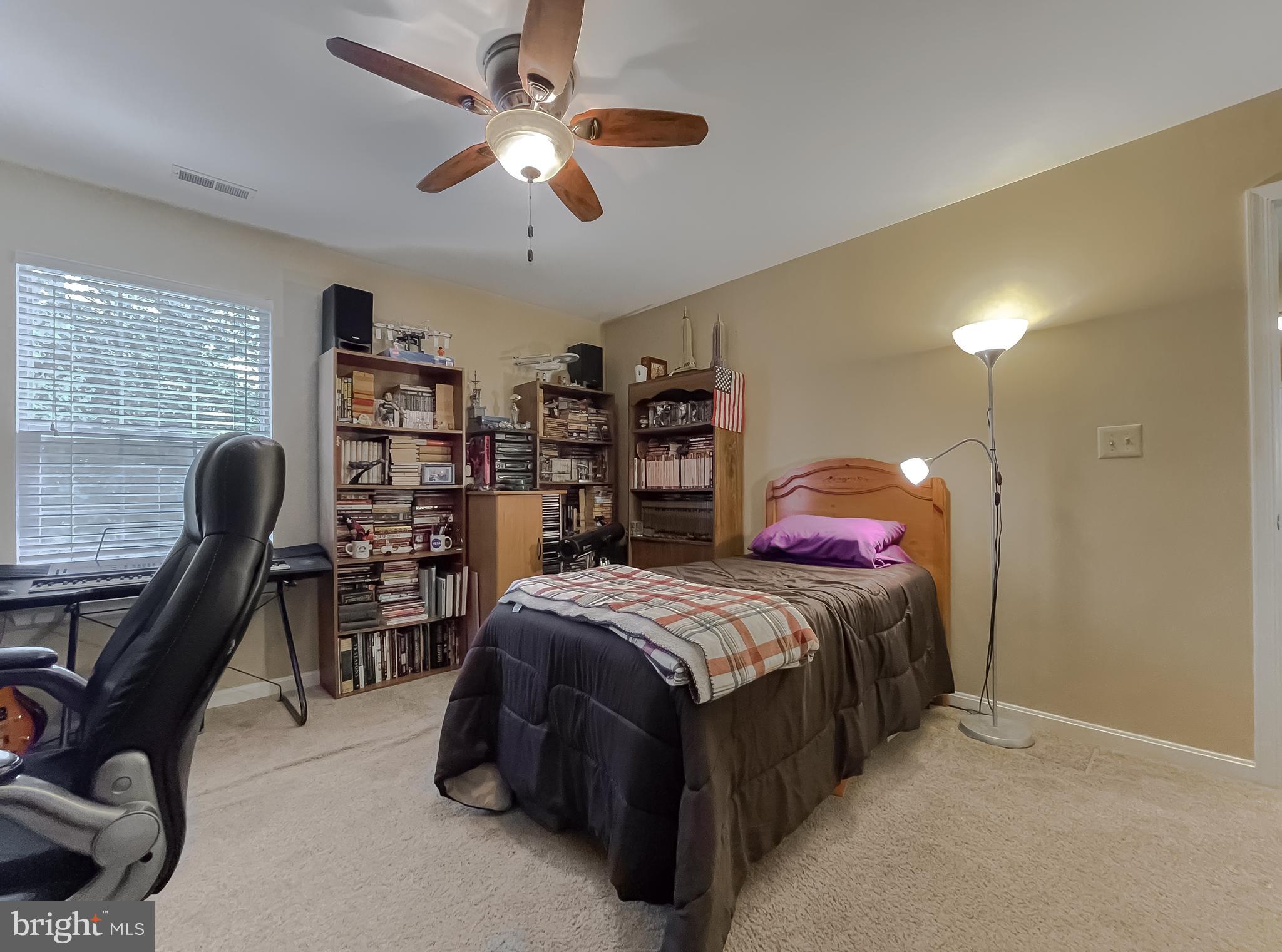 20990 Woodmere Dr