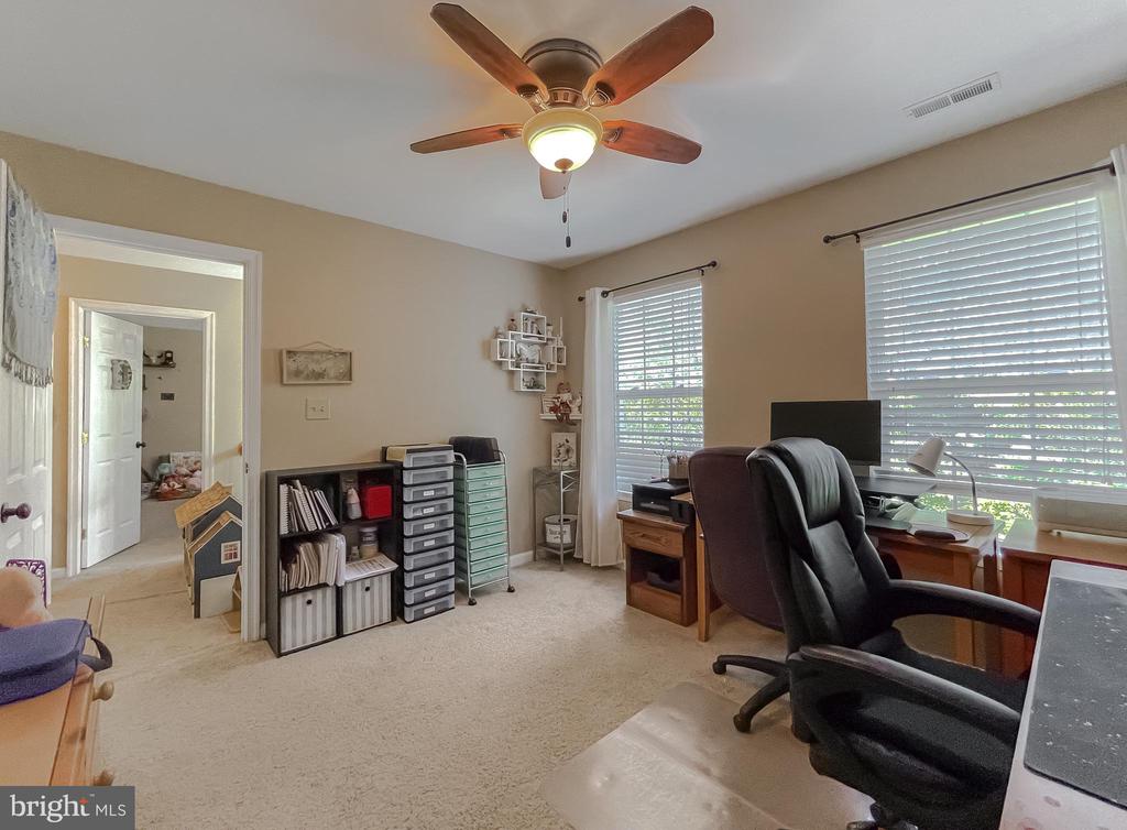 20990 Woodmere Dr