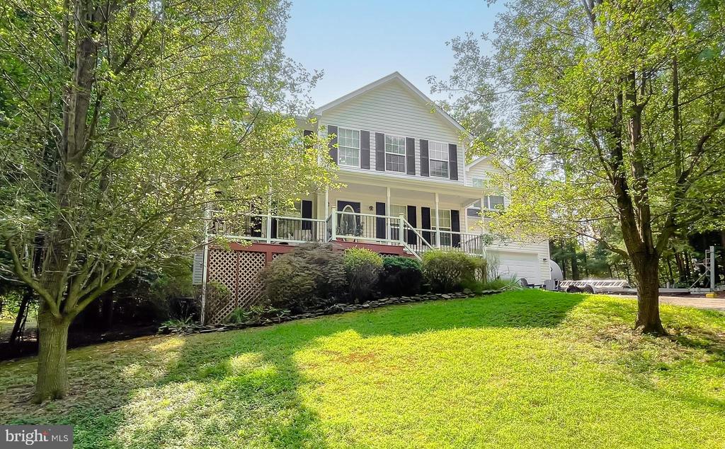 20990 Woodmere Dr