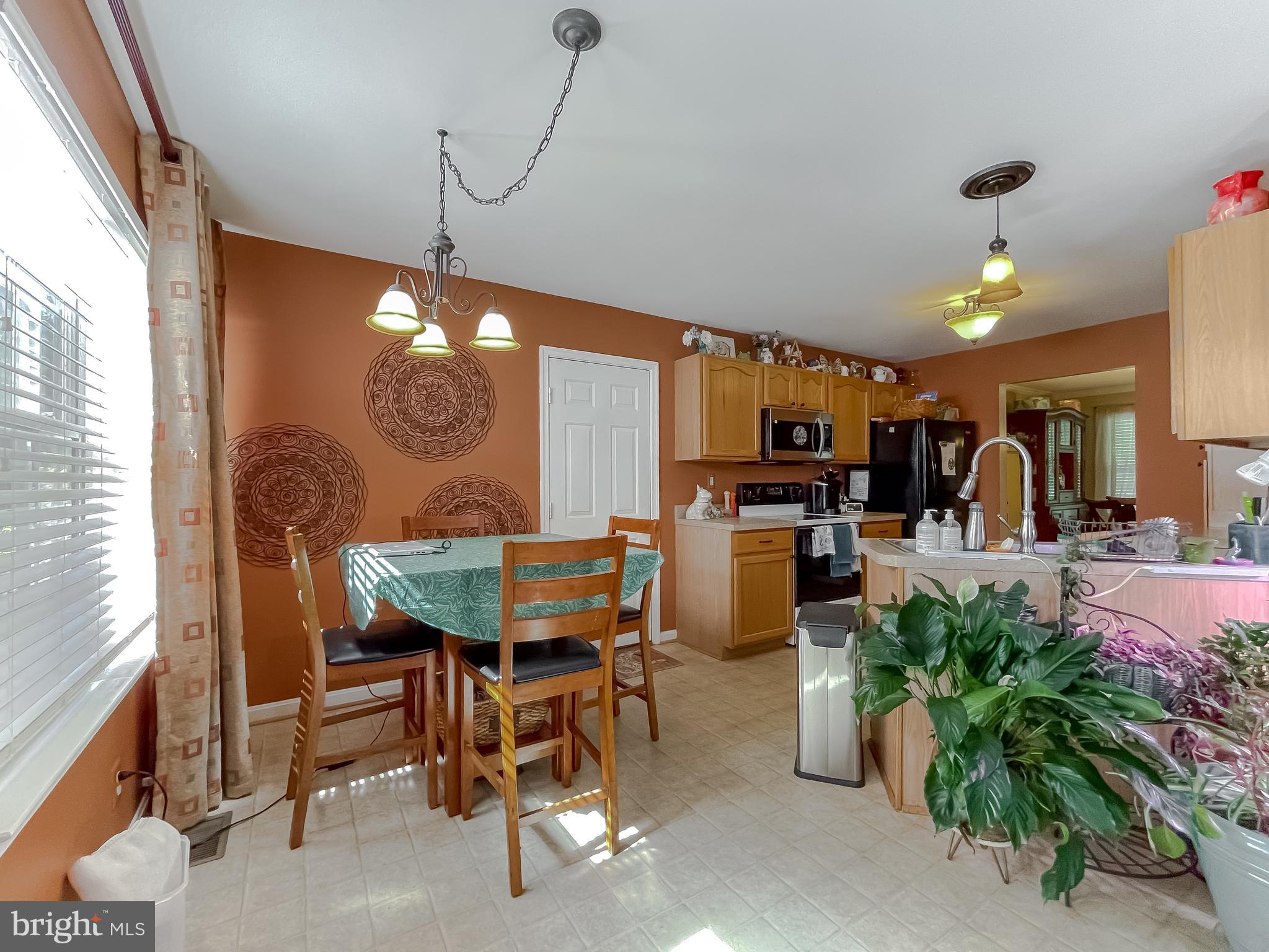 20990 Woodmere Dr