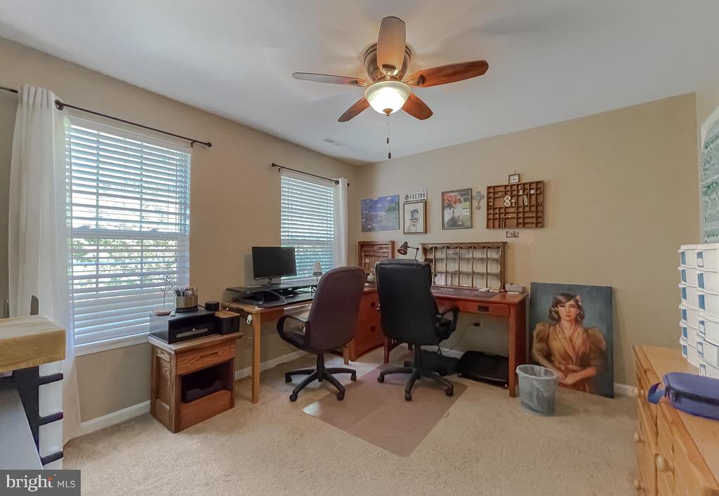 20990 Woodmere Dr