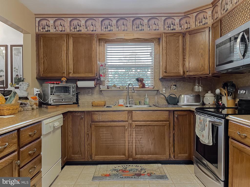40883 MEADOW DRIVE