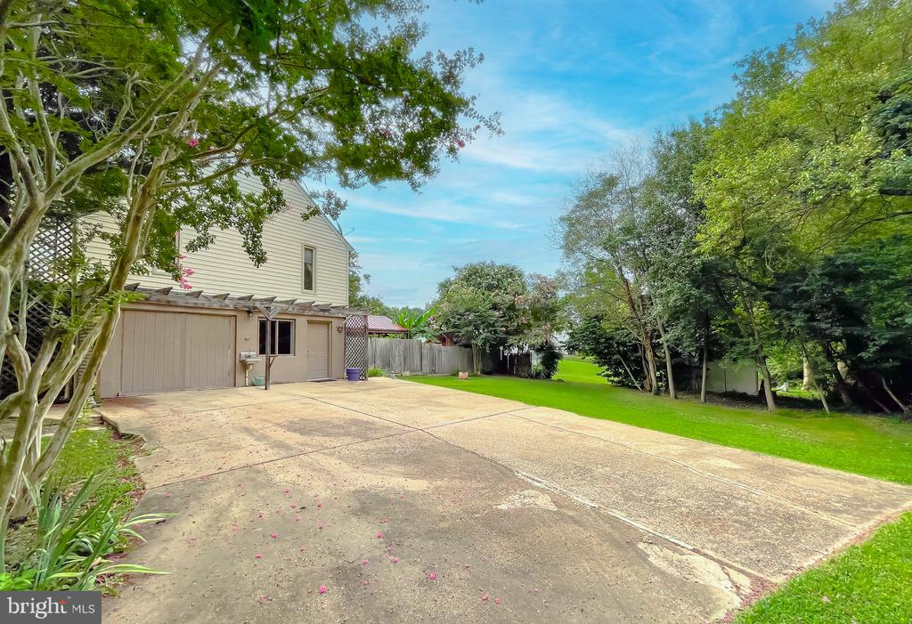 40883 MEADOW DRIVE