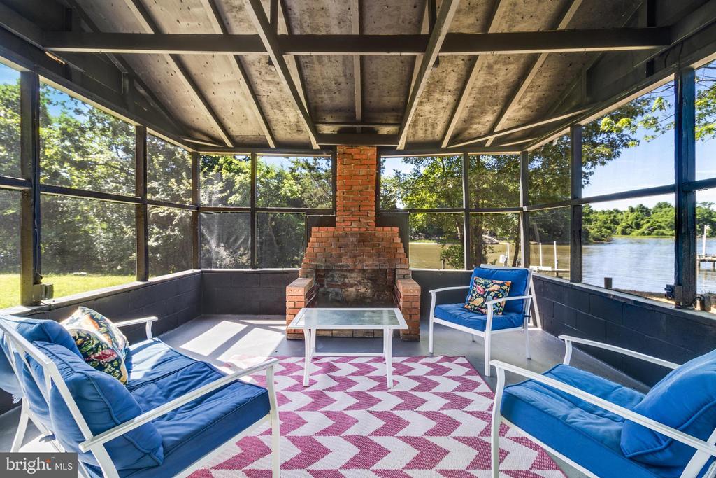 22642 MILL CREEK DRIVE