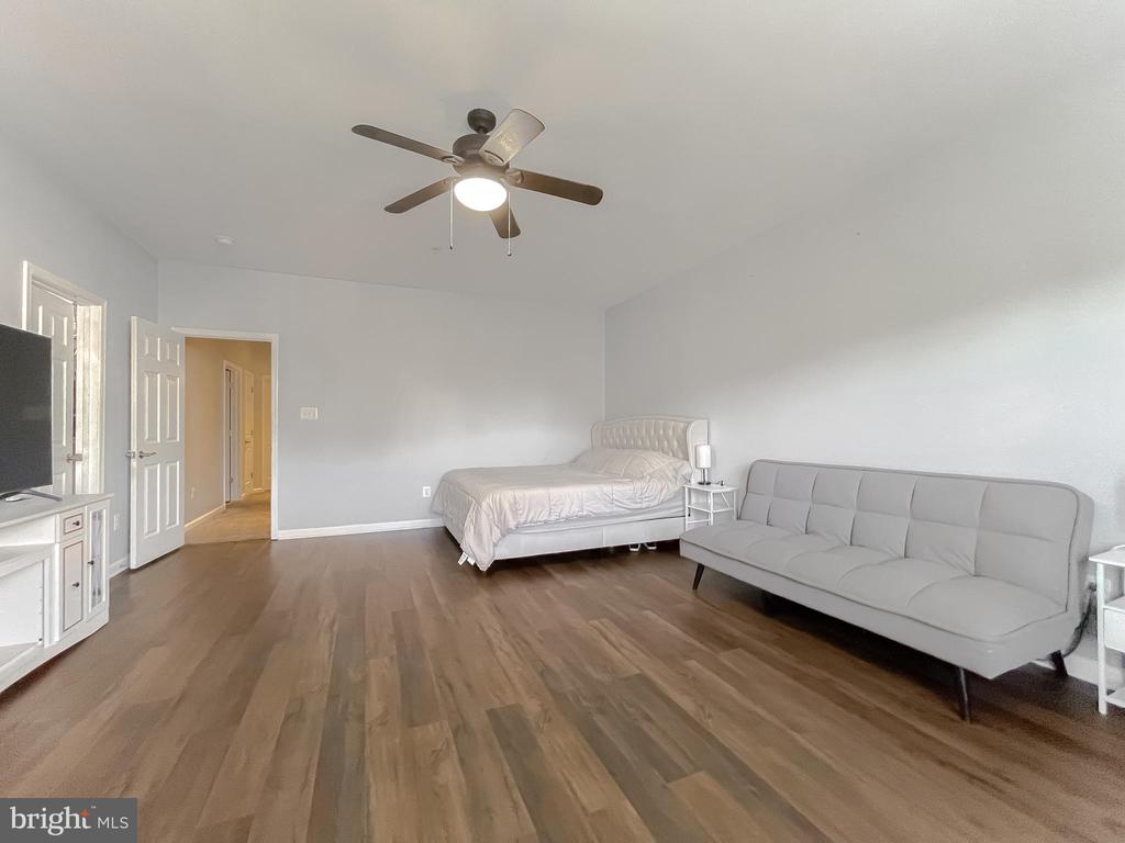 23117 Jasmine Way