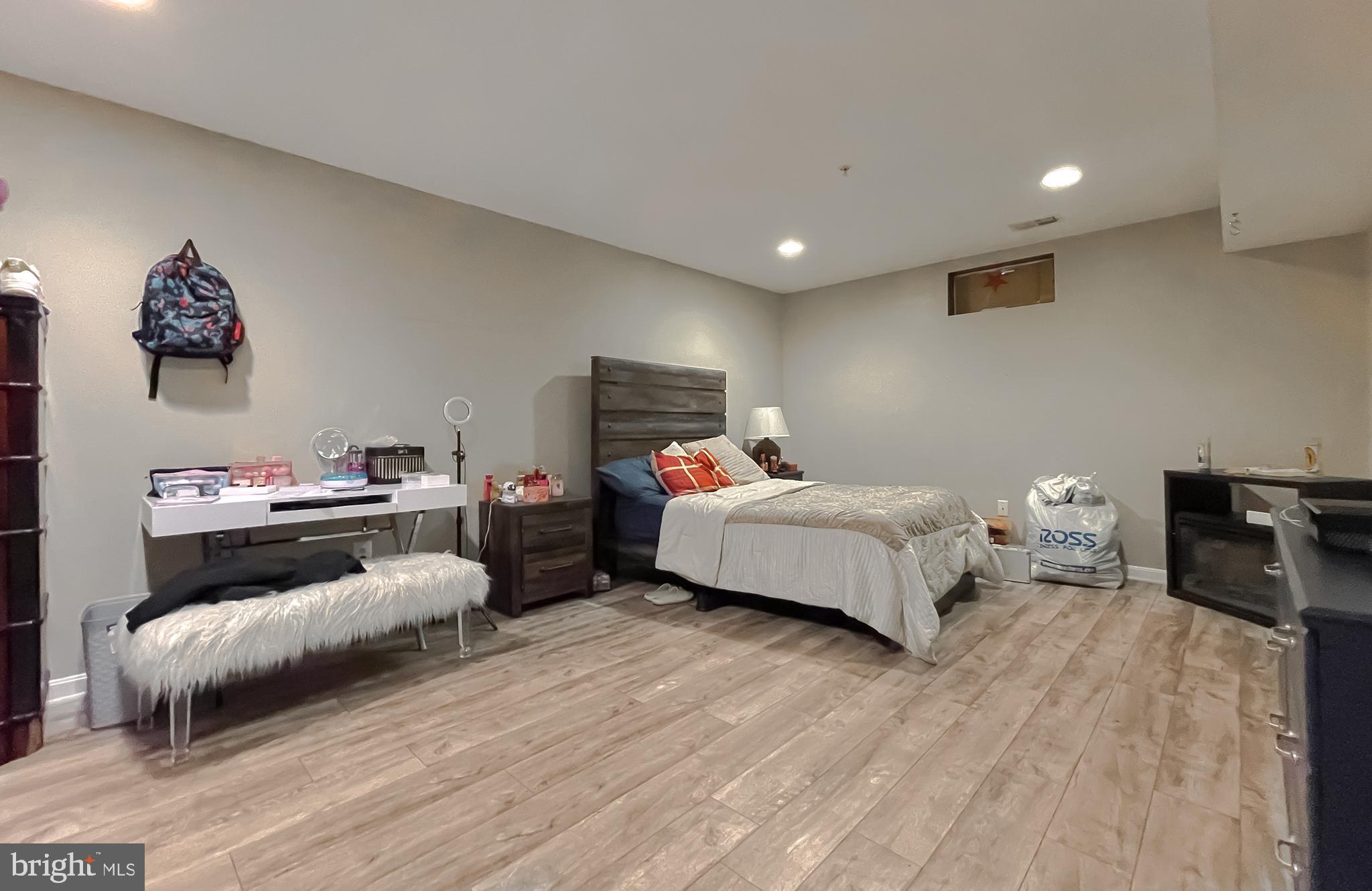 23117 Jasmine Way