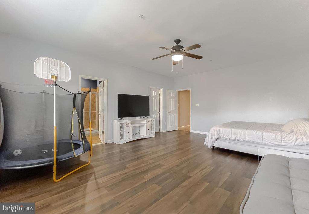 23117 Jasmine Way
