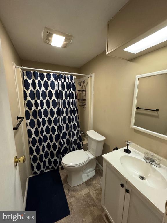 22518 ARMSWORTHY COURT
