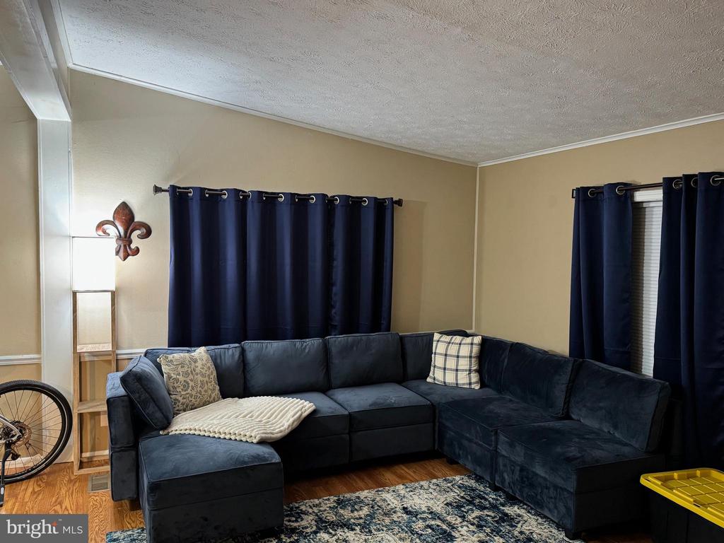 22518 ARMSWORTHY COURT