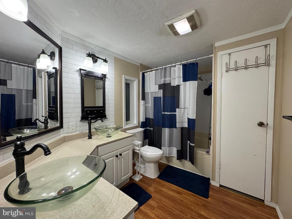 22518 ARMSWORTHY COURT