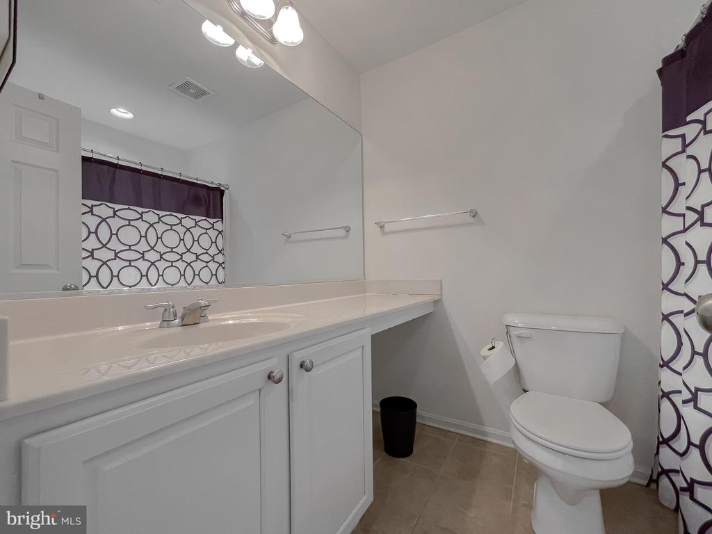 22288 SCOTT CIRCLE