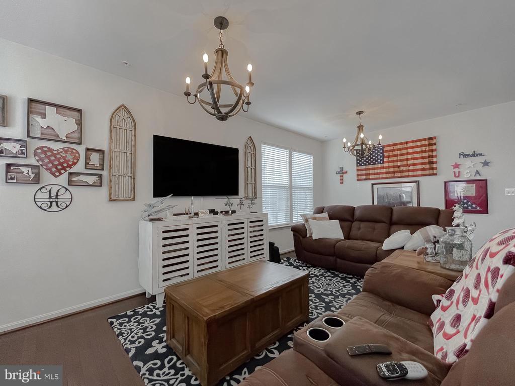22288 SCOTT CIRCLE