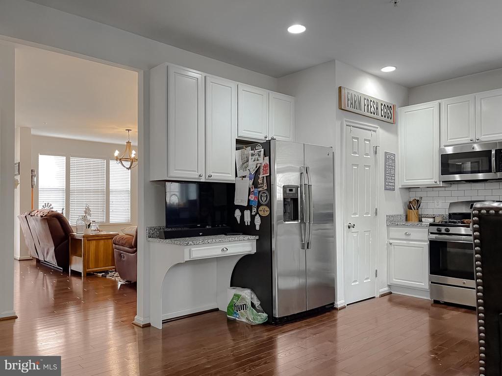22288 SCOTT CIRCLE