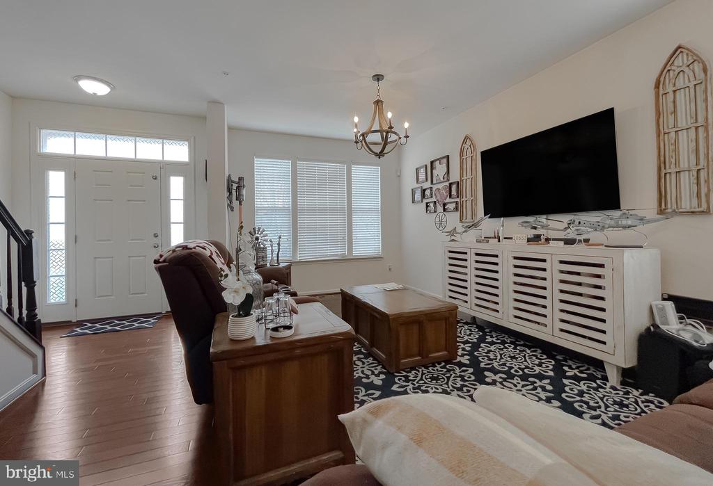 22288 SCOTT CIRCLE