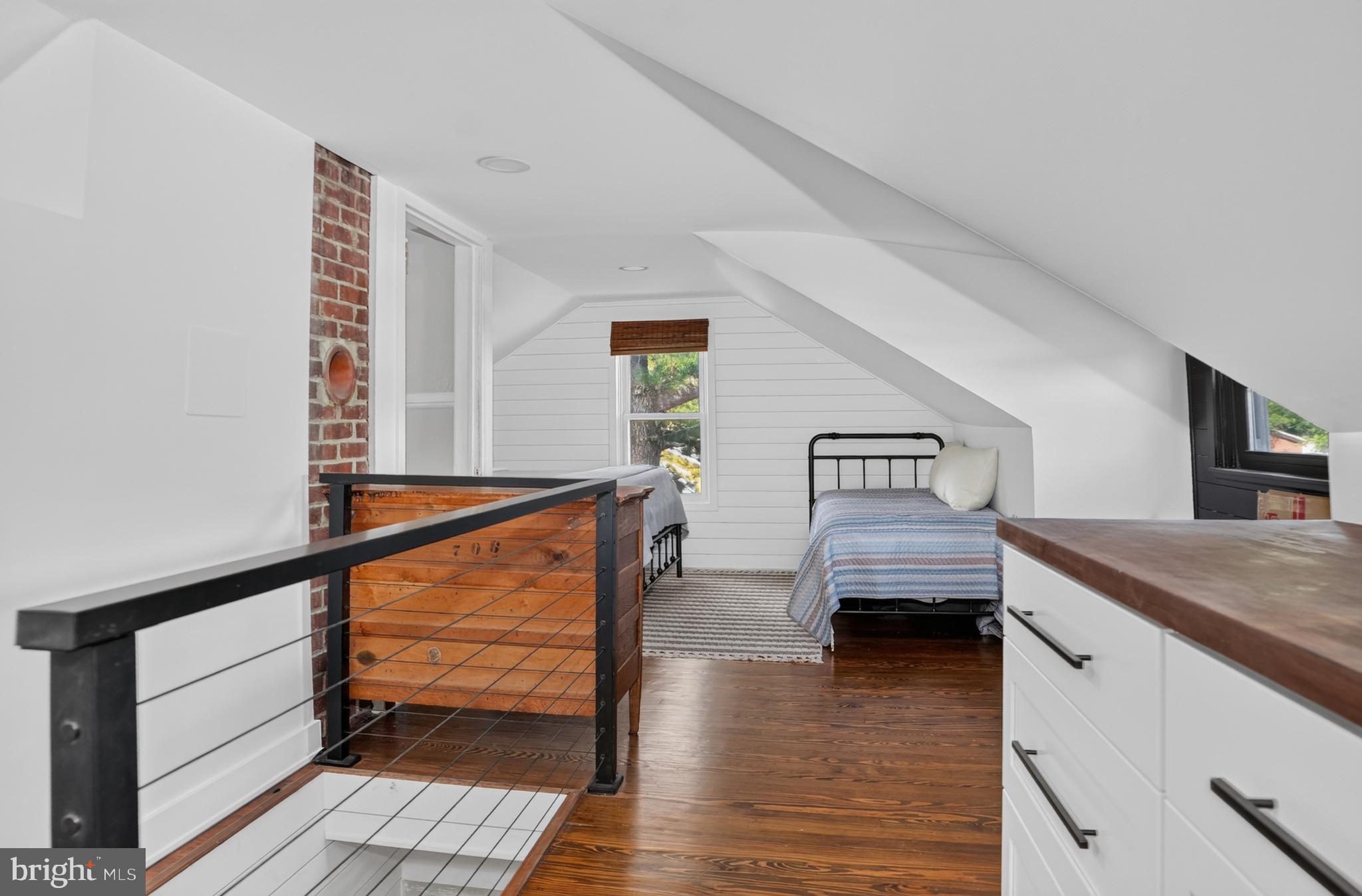 38 4TH STREET